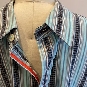 Robert Graham classic stripe special edition shirt in size XL